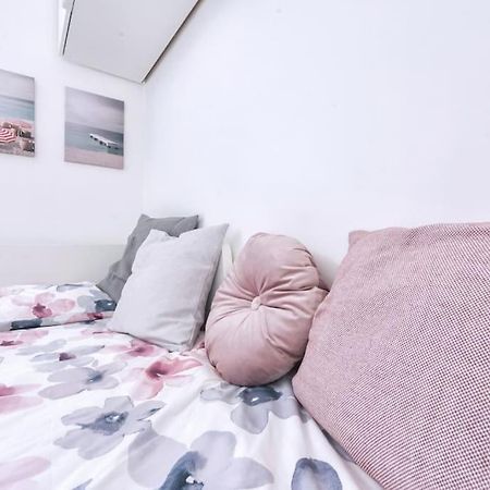 Domus Delia Pescara Centro Apartment Екстериор снимка