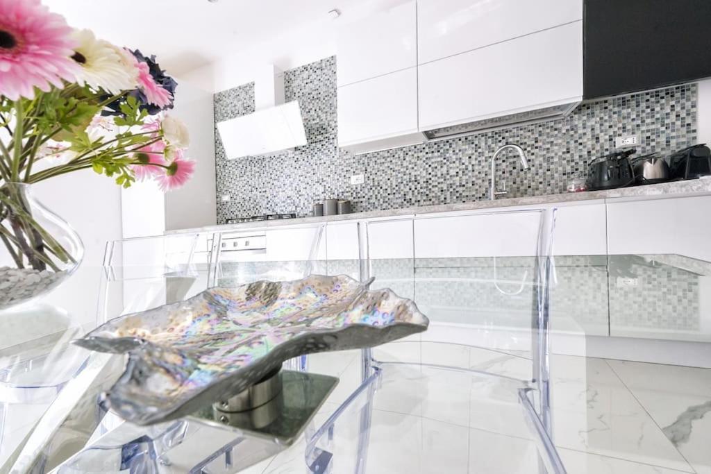 Domus Delia Pescara Centro Apartment Екстериор снимка