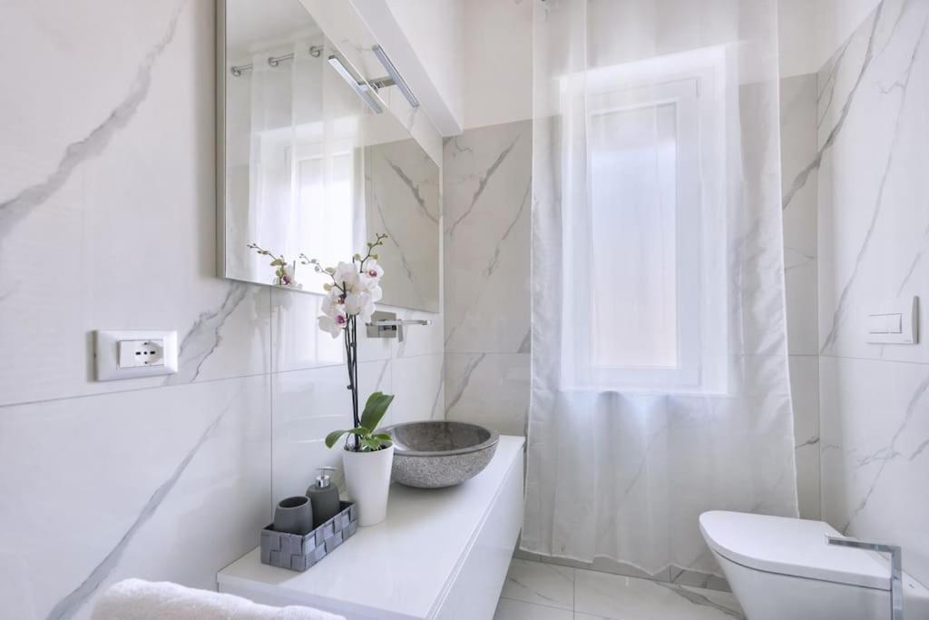 Domus Delia Pescara Centro Apartment Екстериор снимка